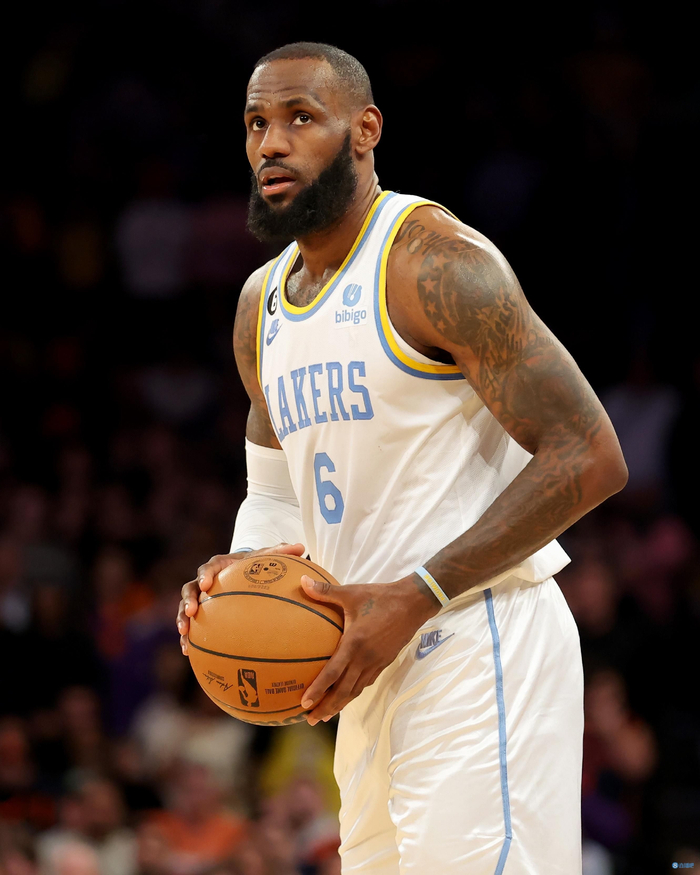 包含风云突变北京首钢关键时刻造点机会，NBA总决赛版图或变，悬念犹存，心理建设被强调的词条